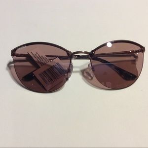 Perverse NWT Broadway sunglasses